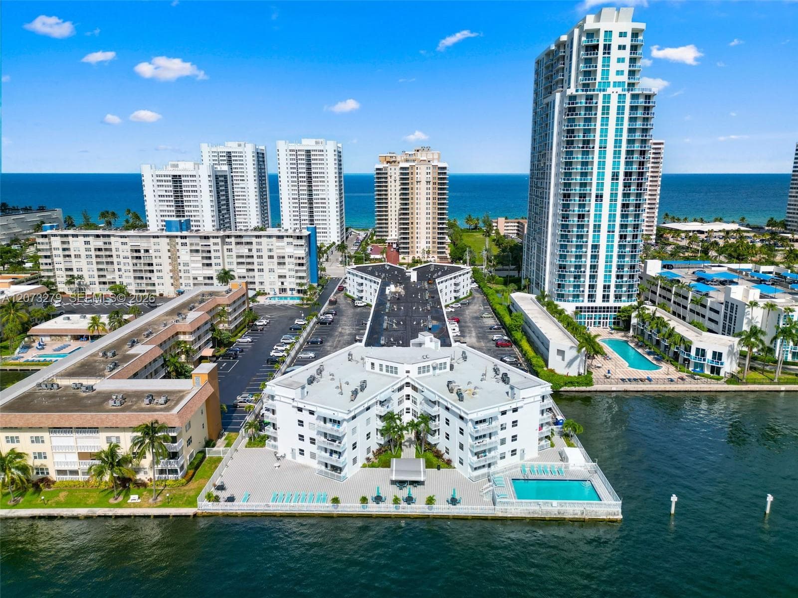 1913 S Ocean Dr # 208A, Hallandale Beach, FL 33009