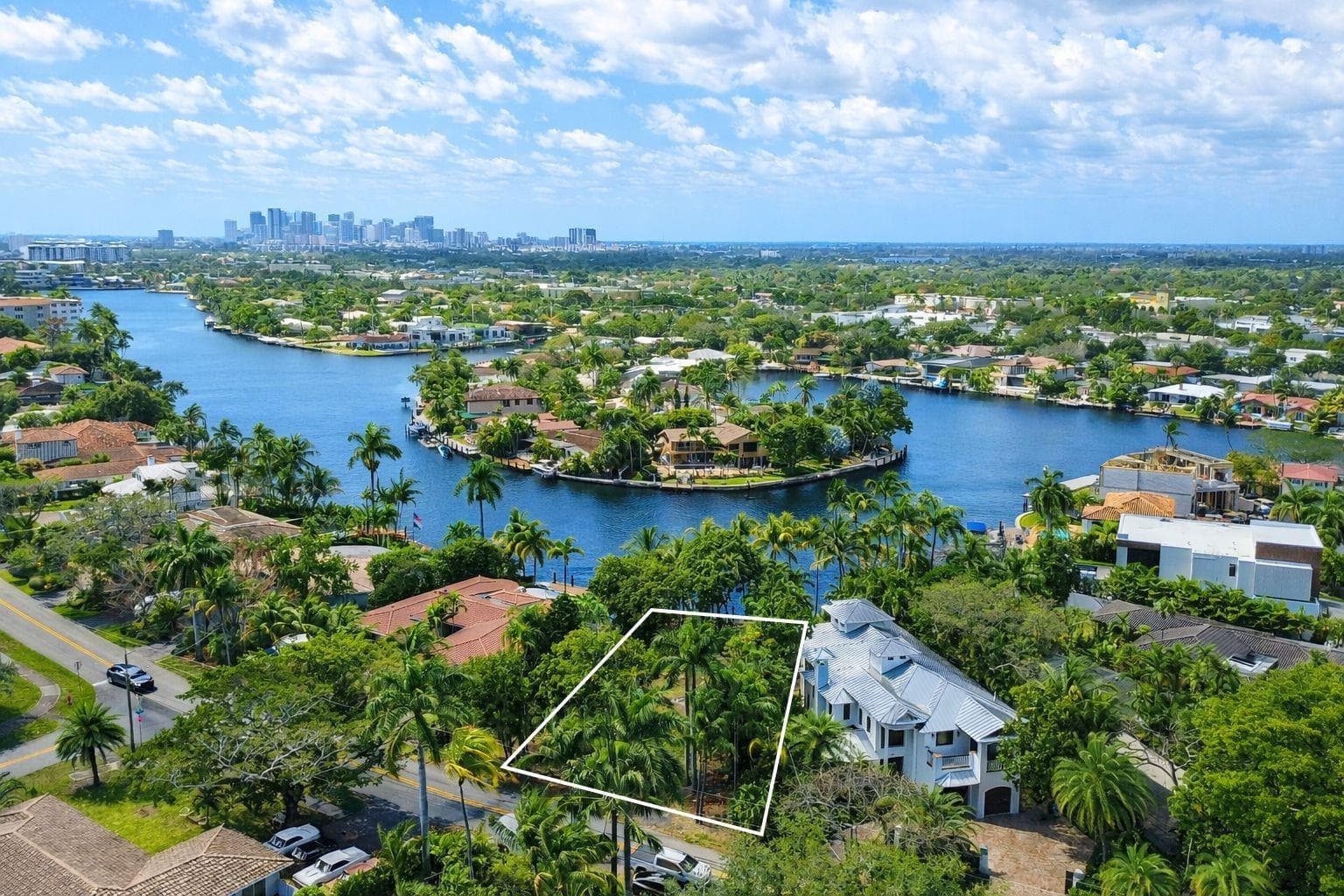 2405 MIDDLE RIVER Drive, Fort Lauderdale, FL 33305