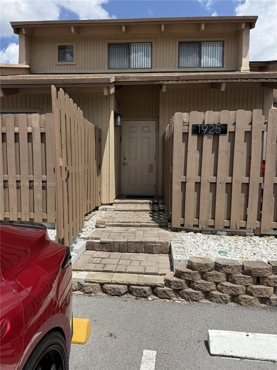 1925 SW 81st Ter, Davie, FL 33324 — zdjęcie 2