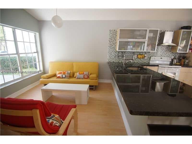 882 Garnet Cir # 882, Weston, FL 33326 — zdjęcie 2