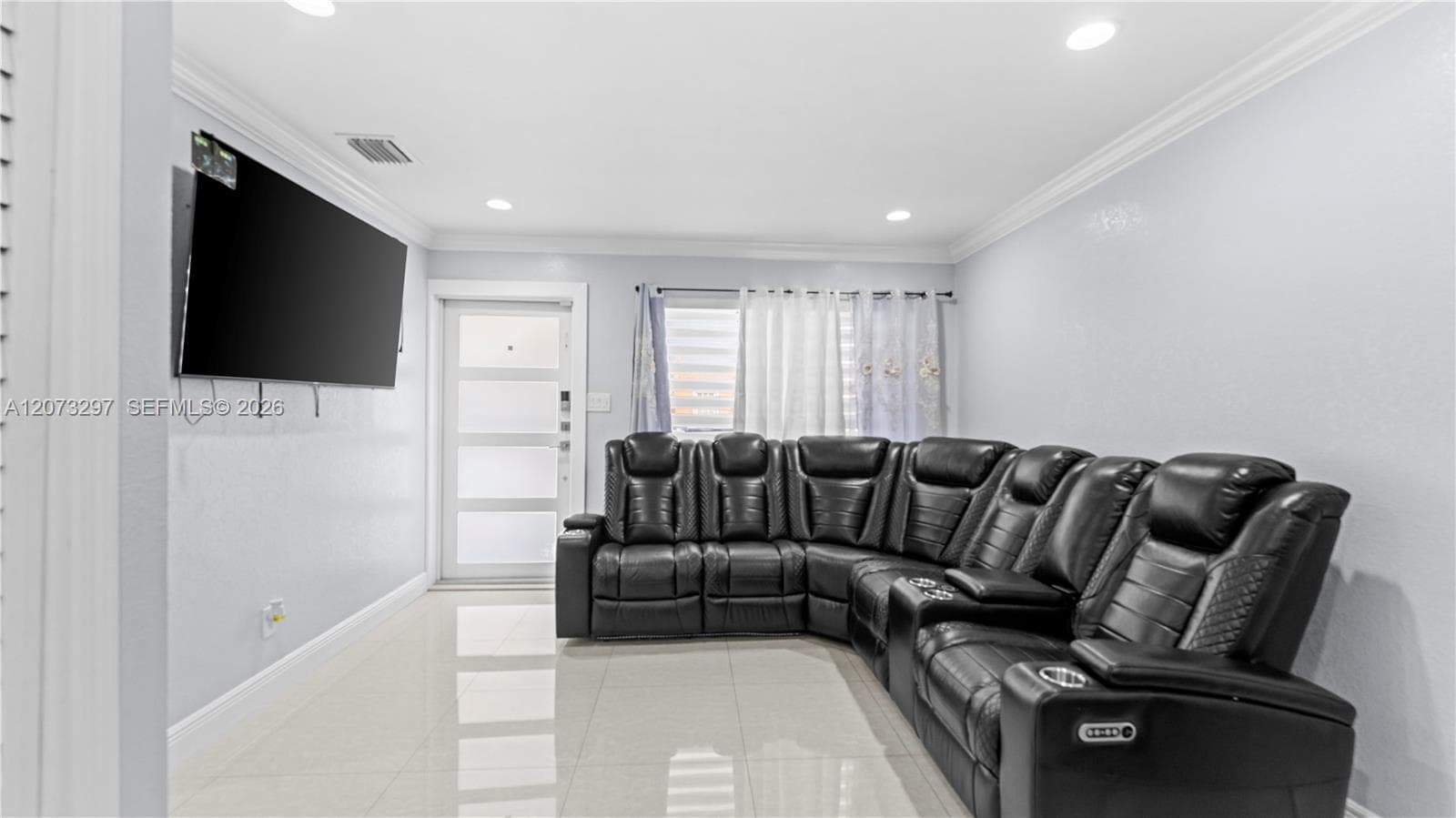 19300 NW 45th Ave, Miami Gardens, FL 33055 — zdjęcie 2