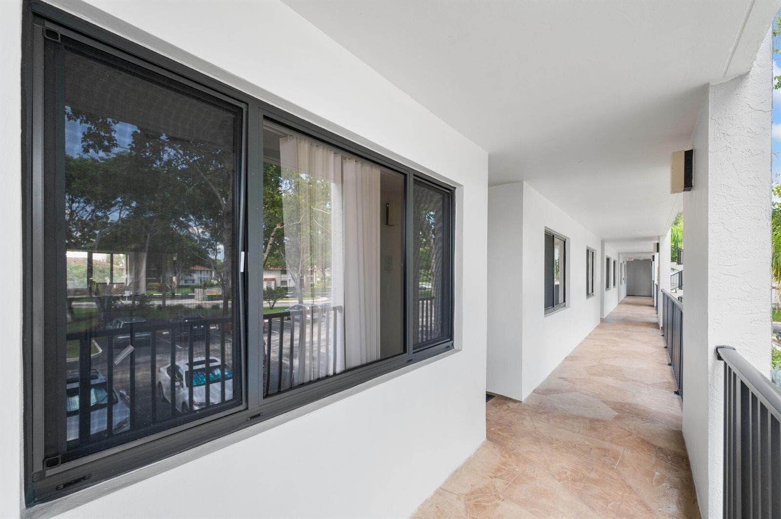 10837 W CLAIRMONT Circle # 208, Tamarac, FL 33321 — zdjęcie 3