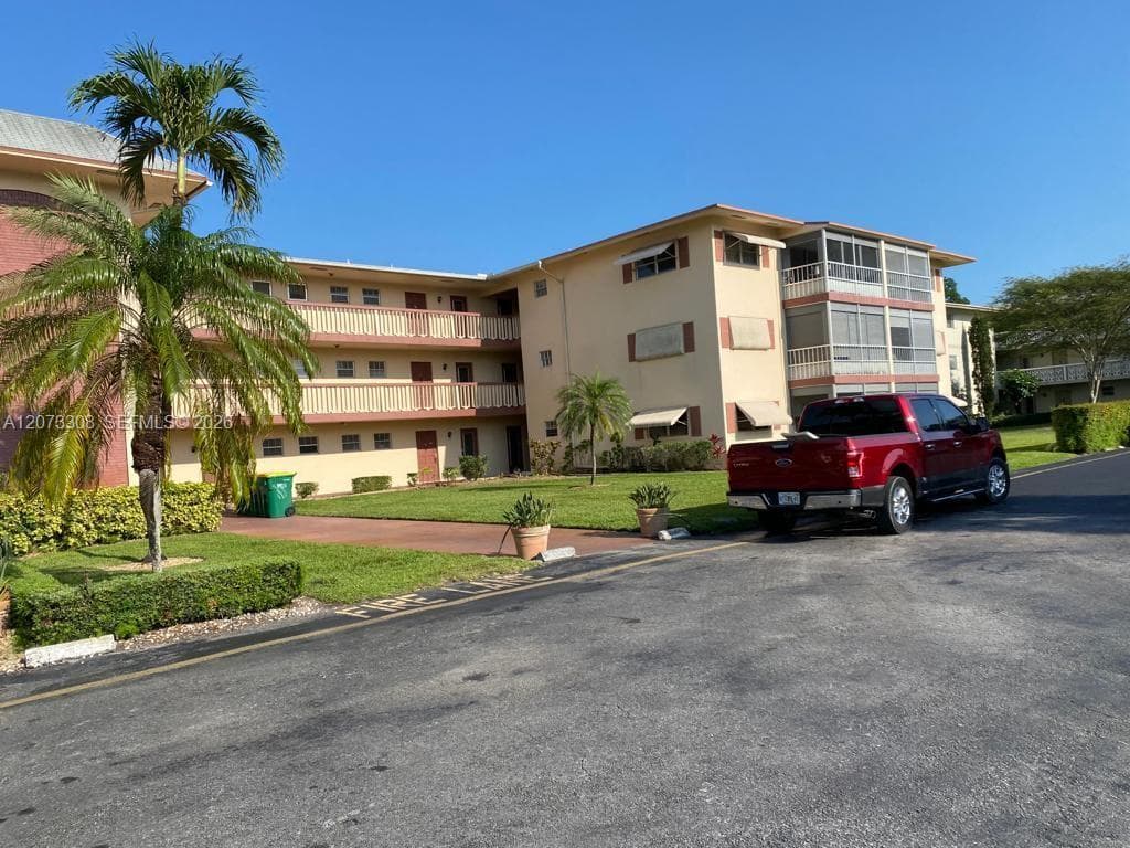 1001 Hillcrest Ct # 215, Hollywood, FL 33021 — zdjęcie 3