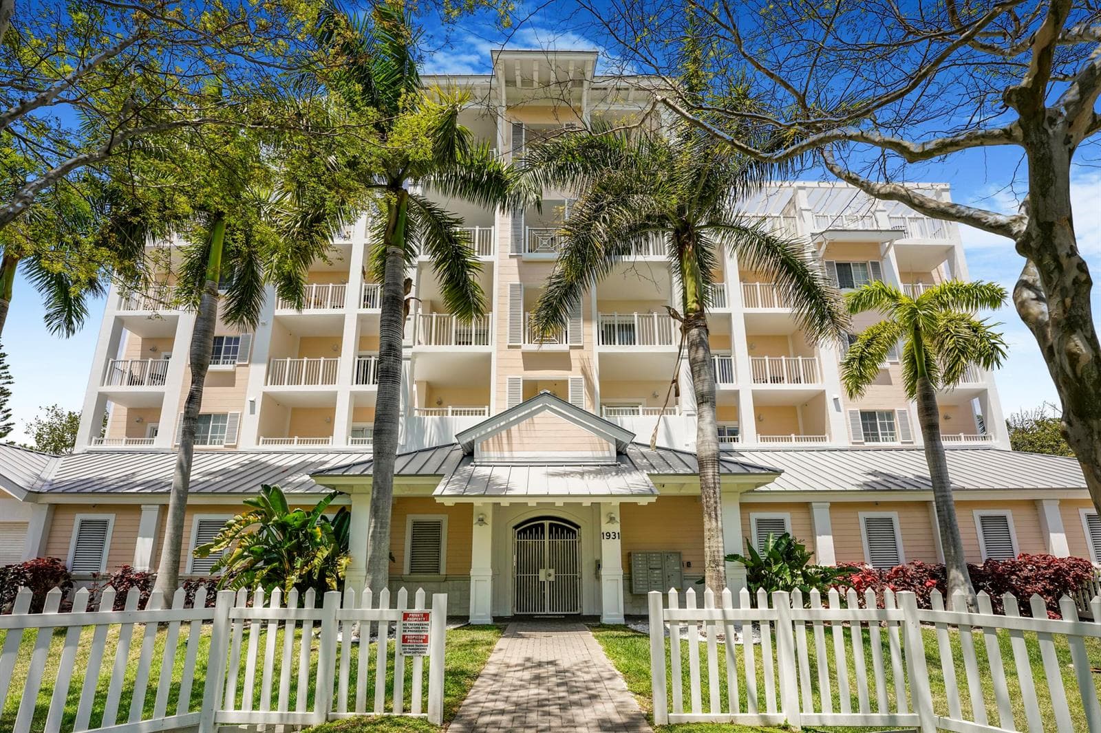 1931 NE 2nd Street # 301, Deerfield Beach, FL 33441