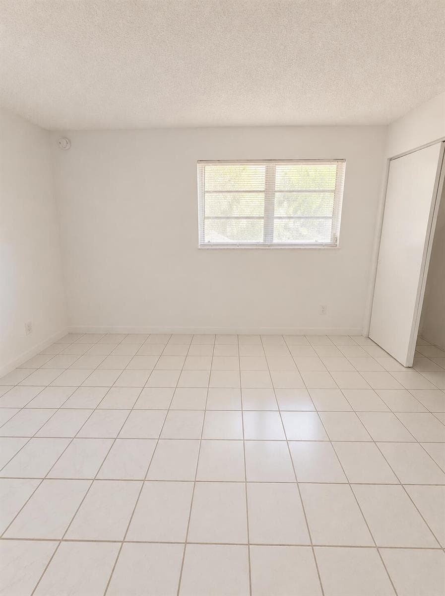 1150 NE 17TH Court # 15, Fort Lauderdale, FL 33305 — zdjęcie 4