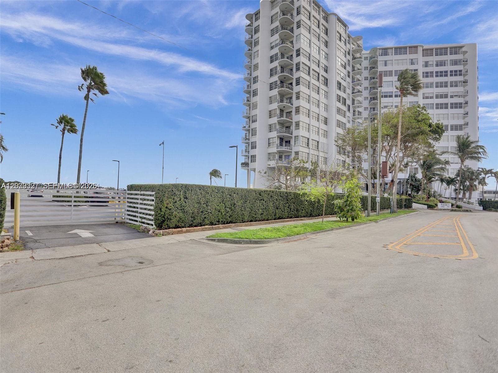 11930 N Bayshore Dr # 1407, North Miami, FL 33181 — zdjęcie 4