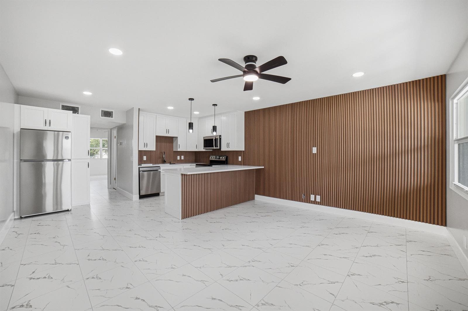 350 Farnham Q # 350, Deerfield Beach, FL 33442
