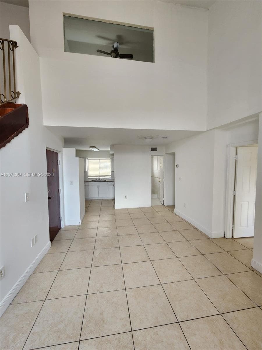 2770 W 61st Pl # 202, Hialeah, FL 33016 — zdjęcie 4