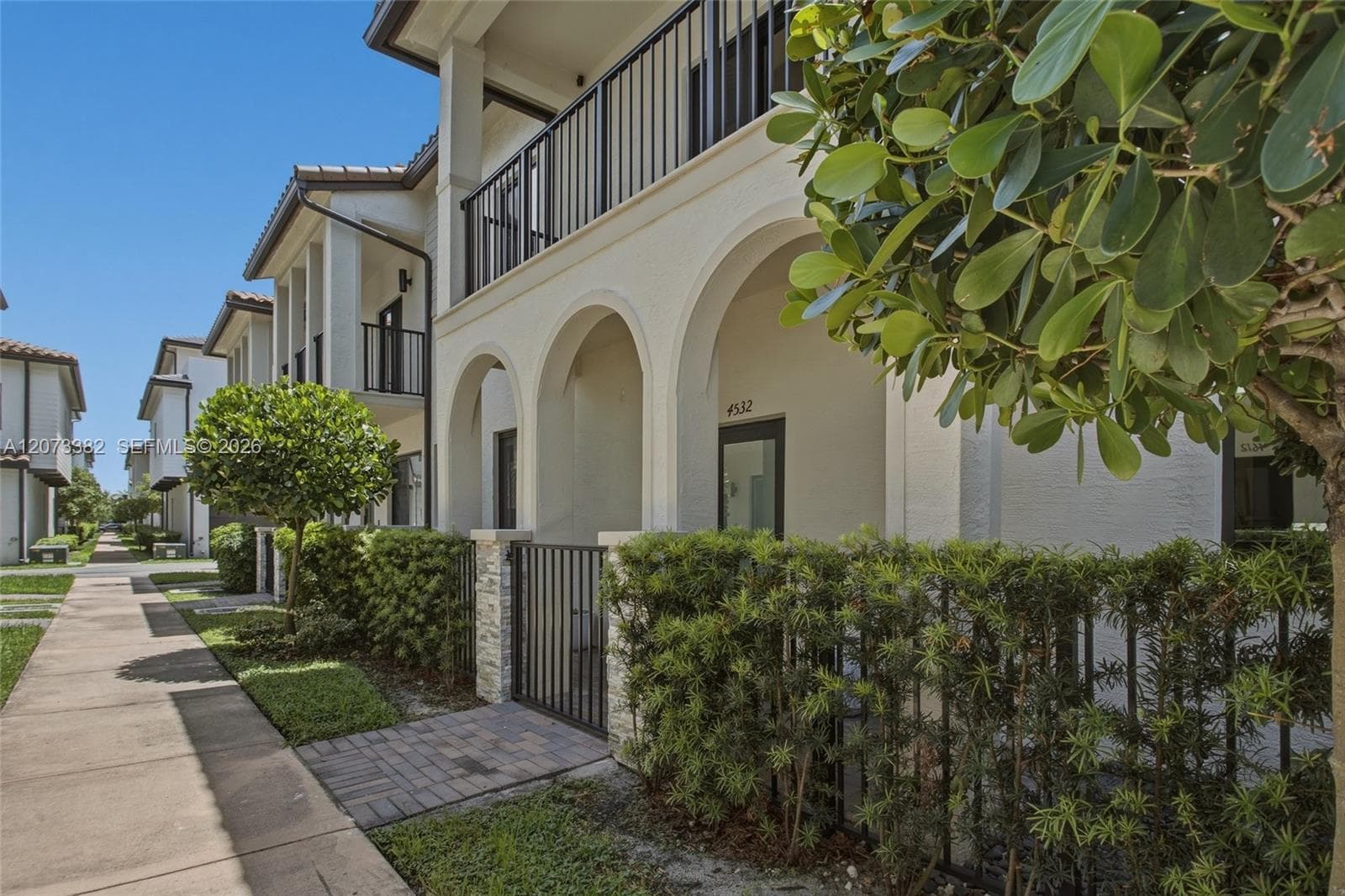 4532 NW 83 PSGE # 0, Doral, FL 33166 — zdjęcie 2