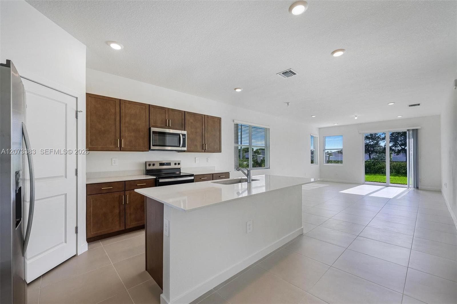 113 NE 17th Ave, Homestead, FL 33033 — zdjęcie 3