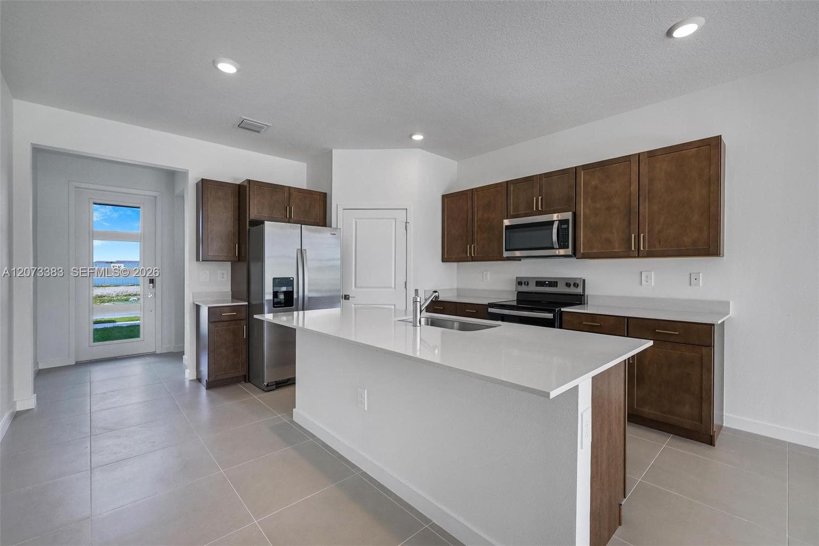 113 NE 17th Ave, Homestead, FL 33033 — zdjęcie 4