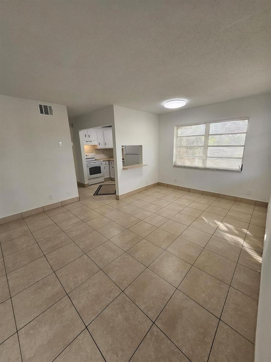 1150 NE 17TH Court # 16, Fort Lauderdale, FL 33305