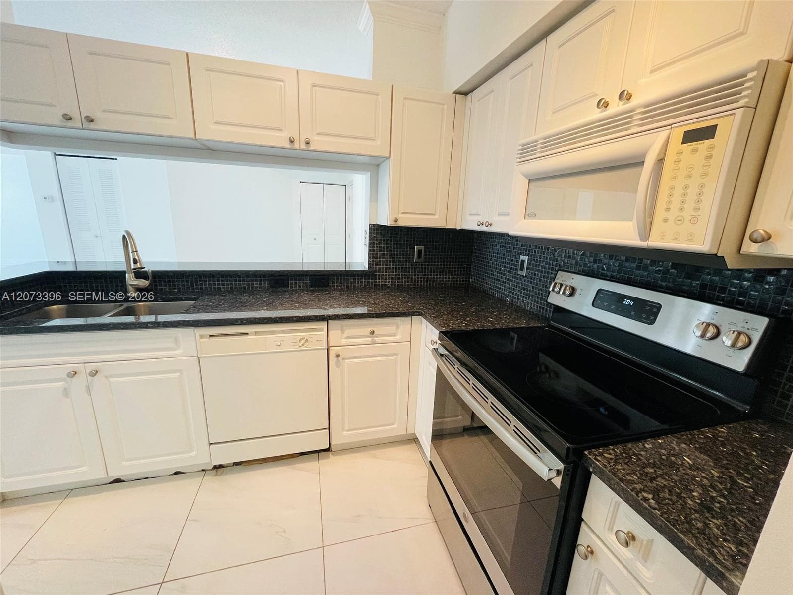 17150 N Bay Rd # 2902, Sunny Isles Beach, FL 33160 — zdjęcie 5