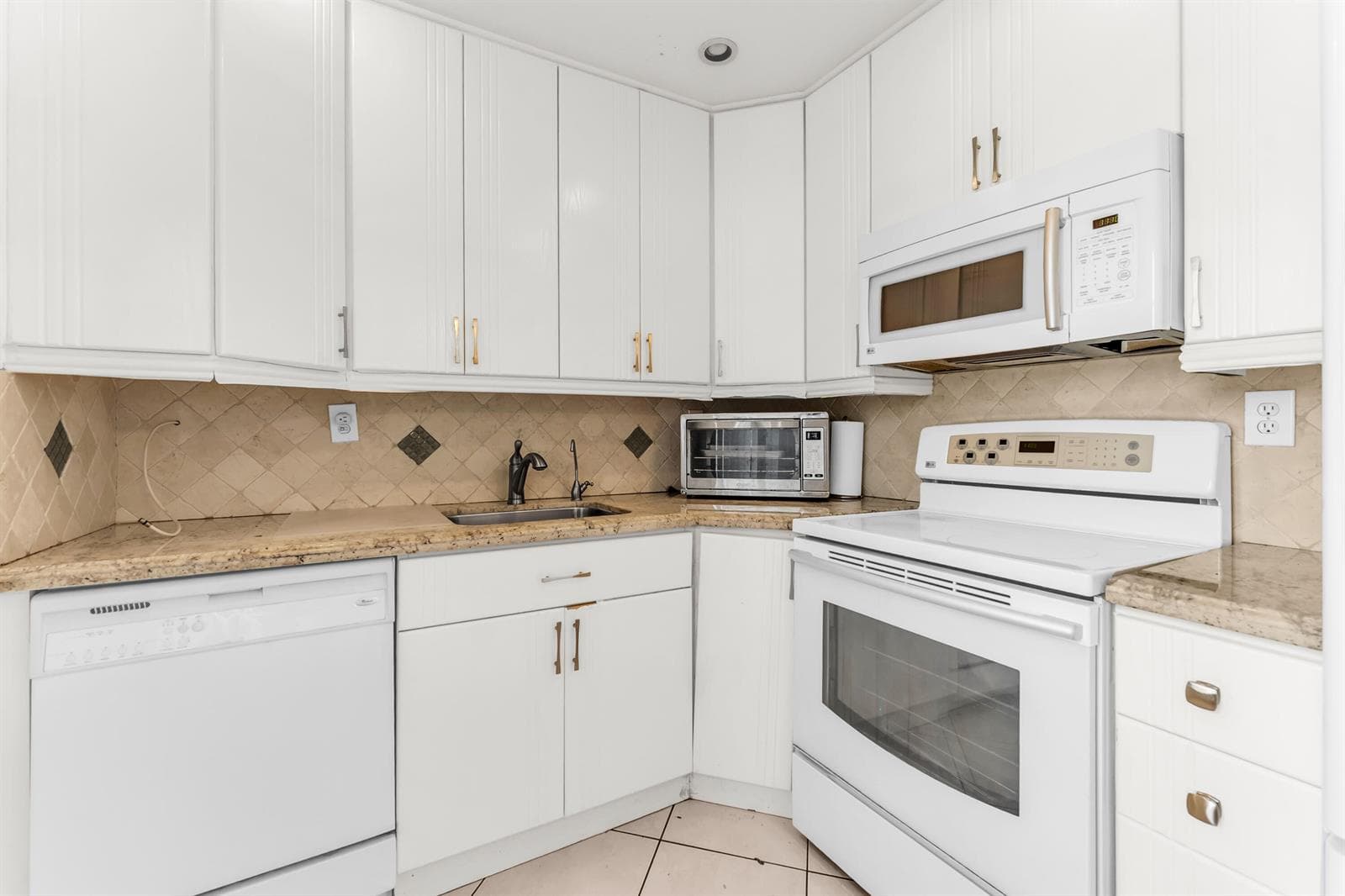 572 Flanders L # 572, Delray Beach, FL 33484 — zdjęcie 2