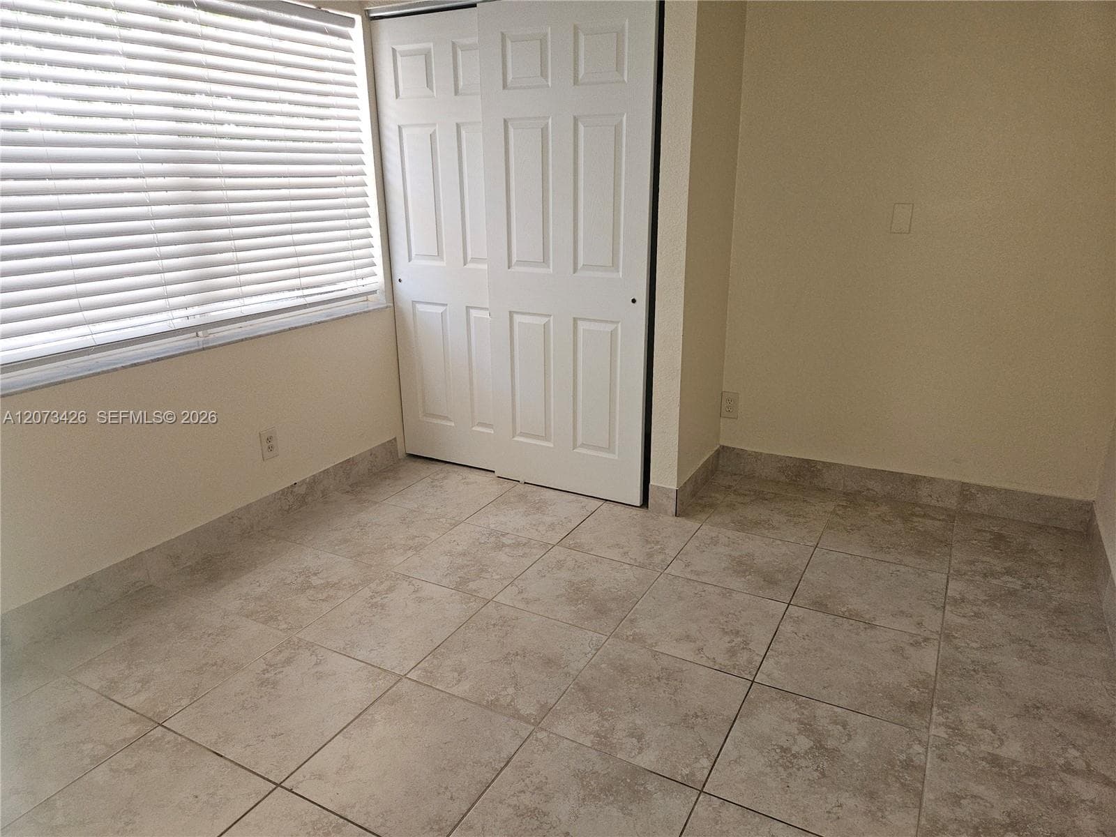 2500 NE 193rd St # 2502, North Miami Beach, FL 33180 — zdjęcie 3
