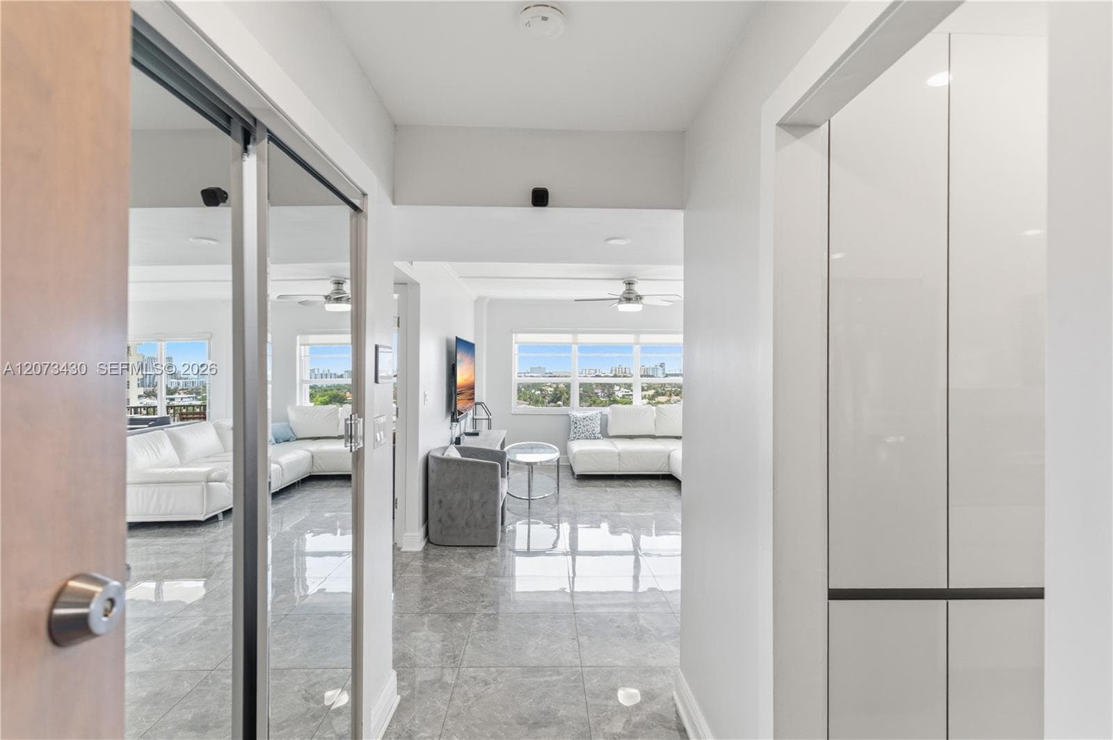 340 Sunset Dr # 1210, Fort Lauderdale, FL 33301 — zdjęcie 2