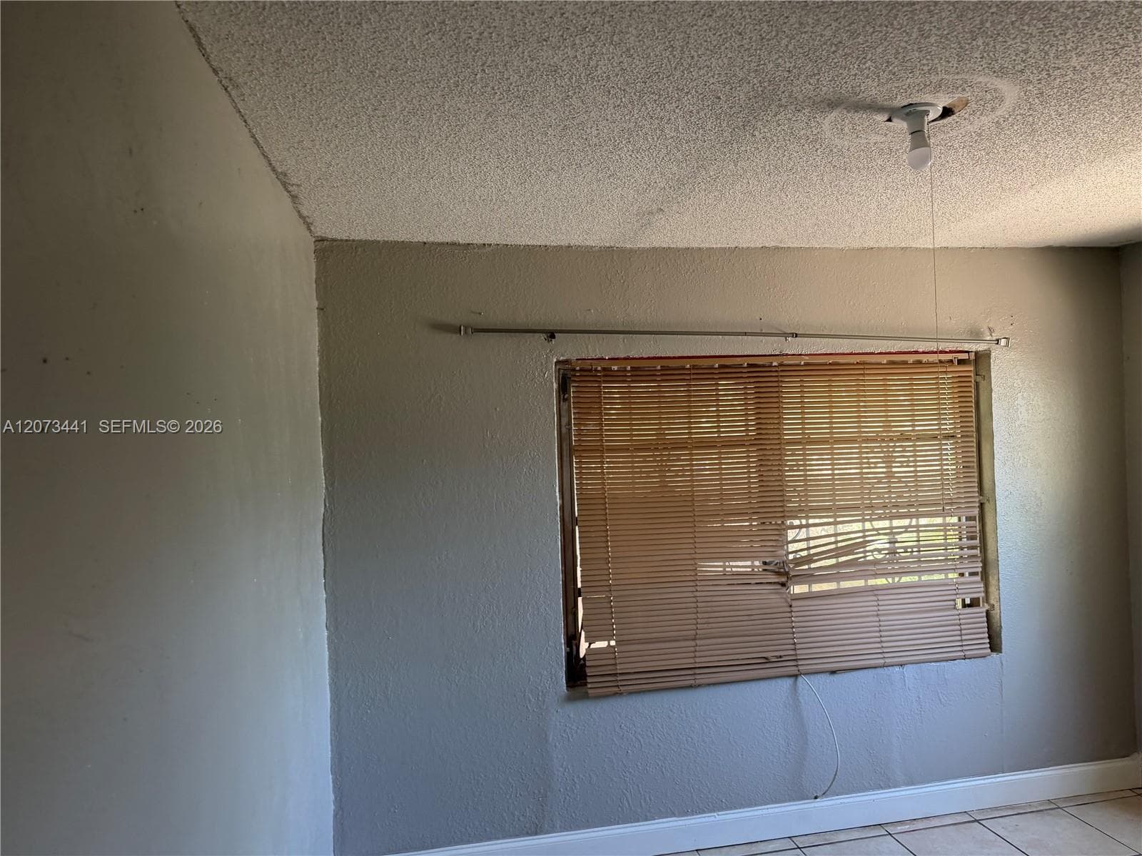 3035 NW 55th St, Miami, FL 33142 — zdjęcie 5