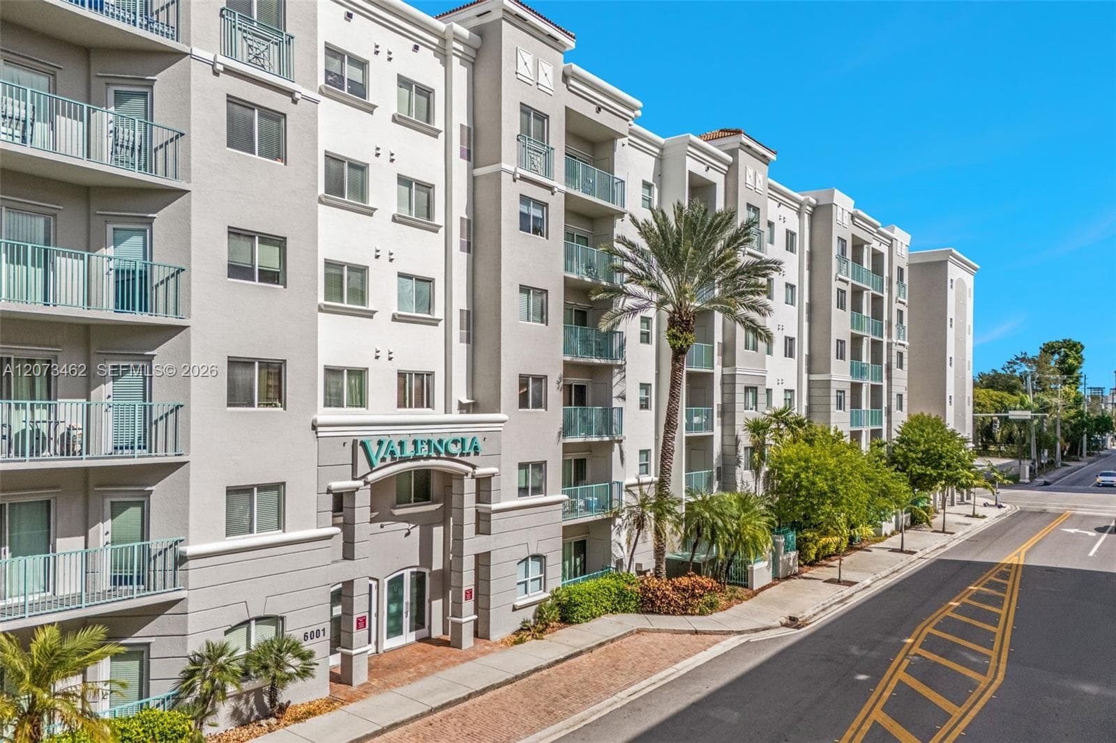 6001 SW 70th St # 513, South Miami, FL 33143