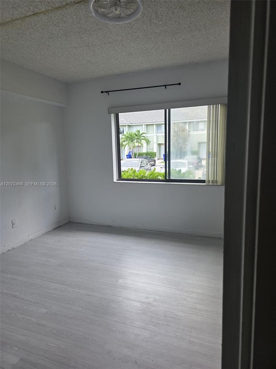5981 Washington St # 206, Hollywood, FL 33023 — zdjęcie 4
