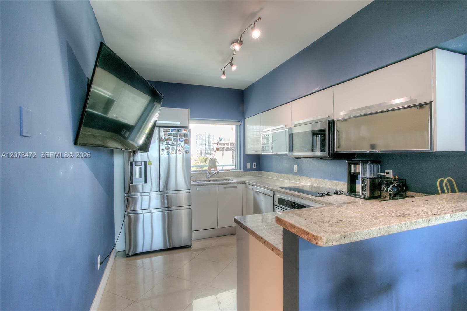 601 NE 36th St # 710, Miami, FL 33137 — zdjęcie 3