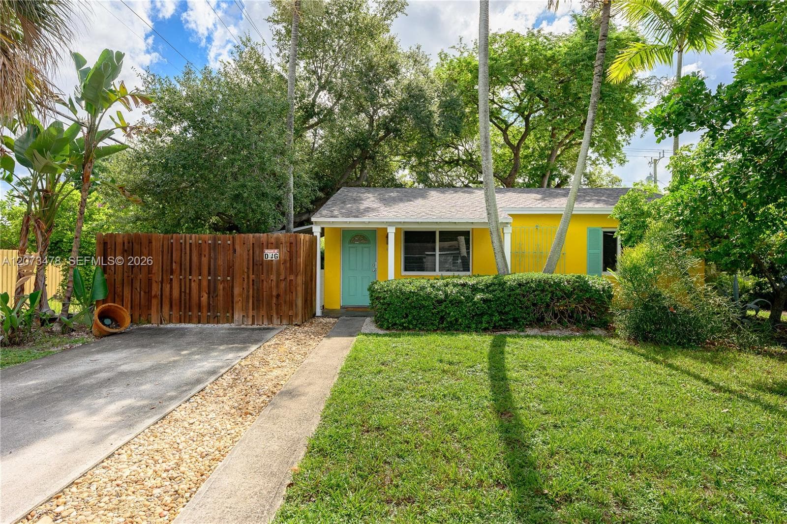 1444 NW 2nd Ave, Fort Lauderdale, FL 33311 — zdjęcie 2