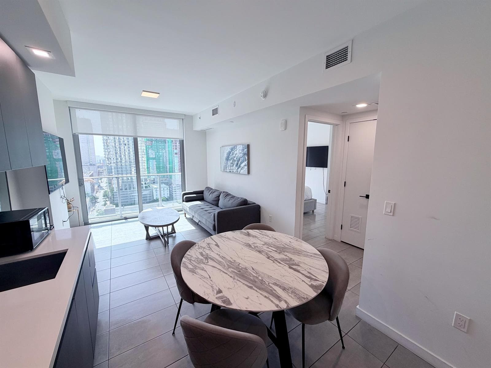 227 NE 2nd Street # Unit 1903, Miami, FL 33132 — zdjęcie 4