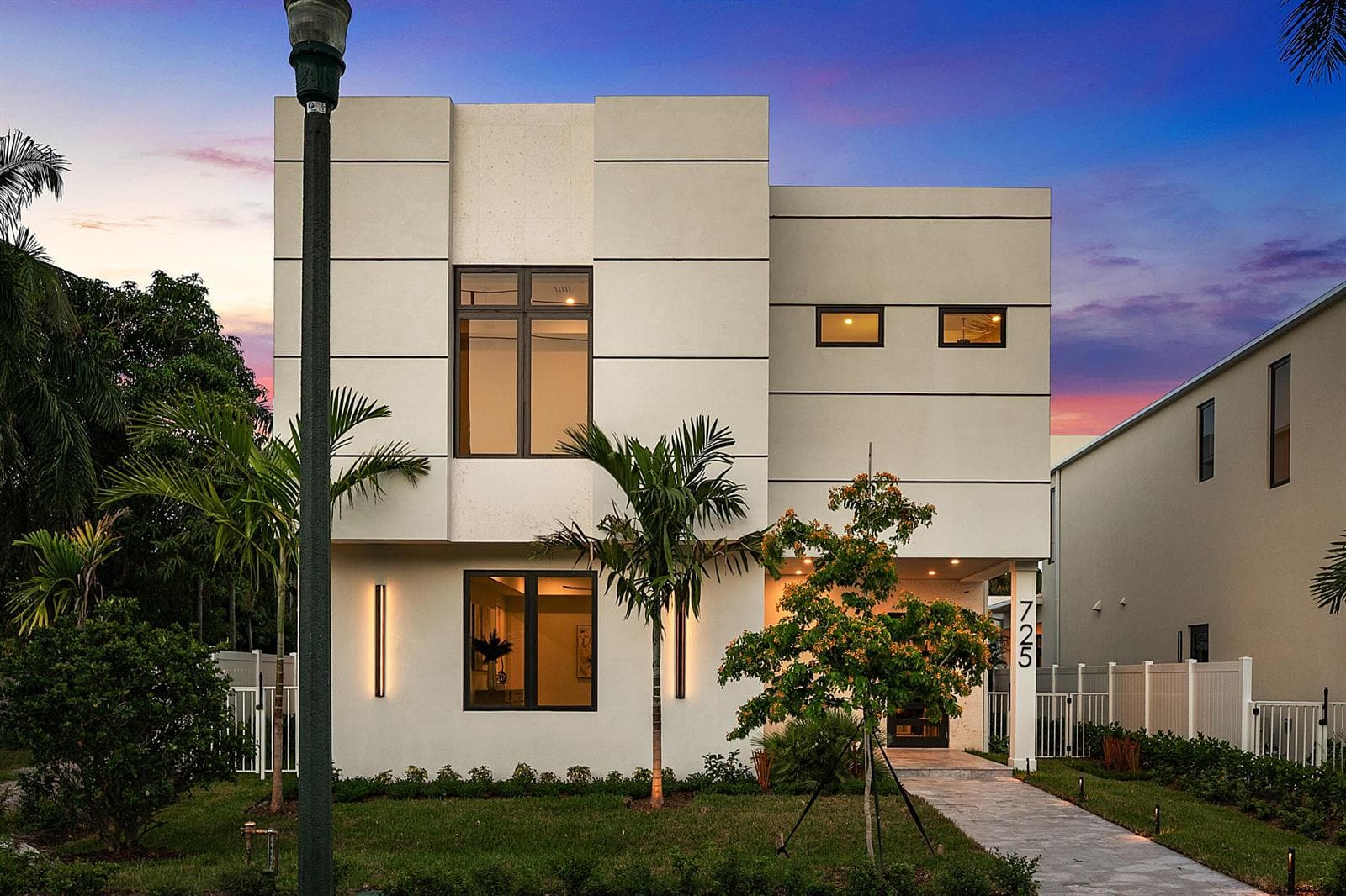 725 SE 4TH Avenue, Delray Beach, FL 33483 — zdjęcie 3