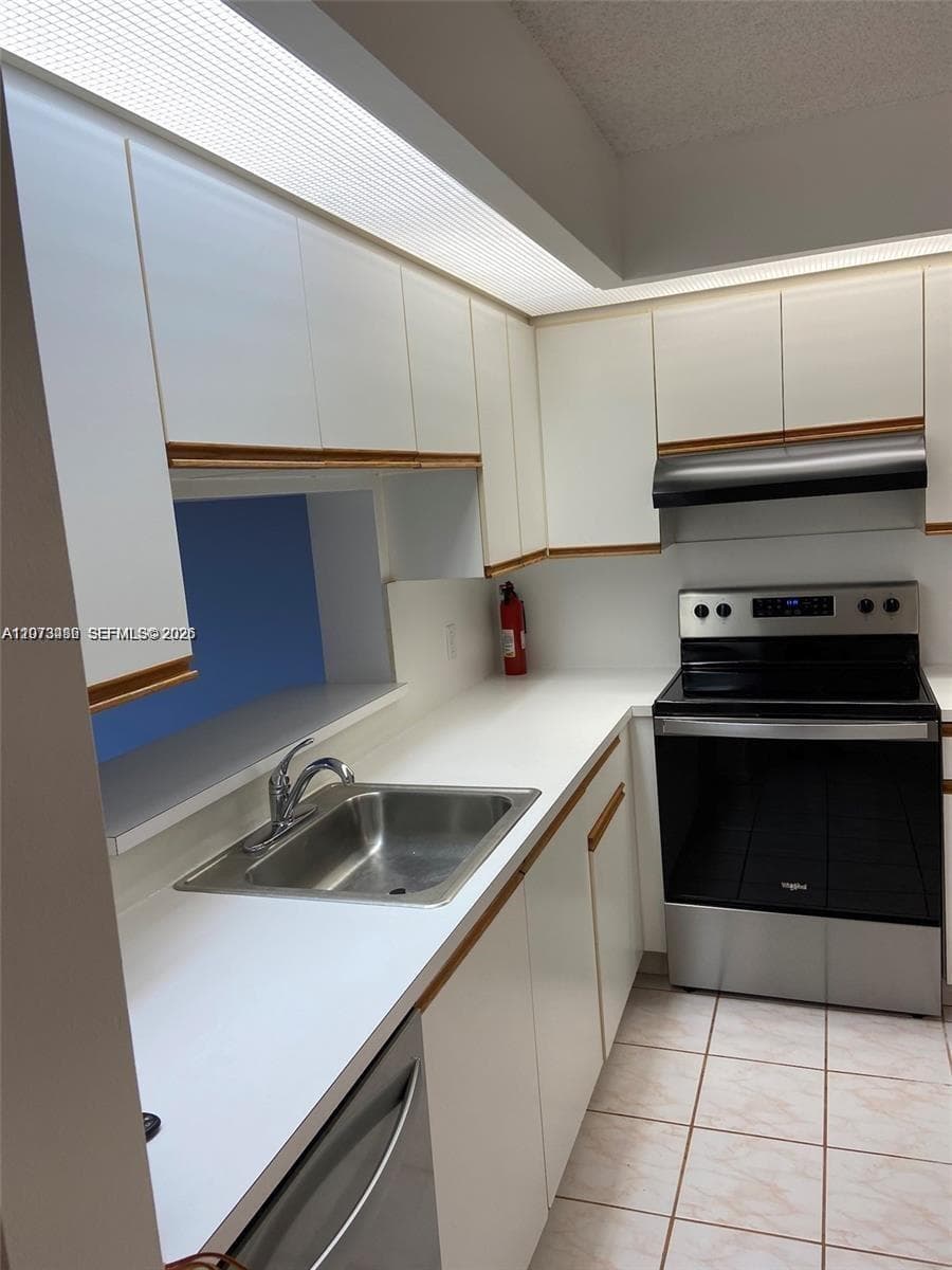 12601 SW 13th St # 303G, Pembroke Pines, FL 33027 — zdjęcie 4