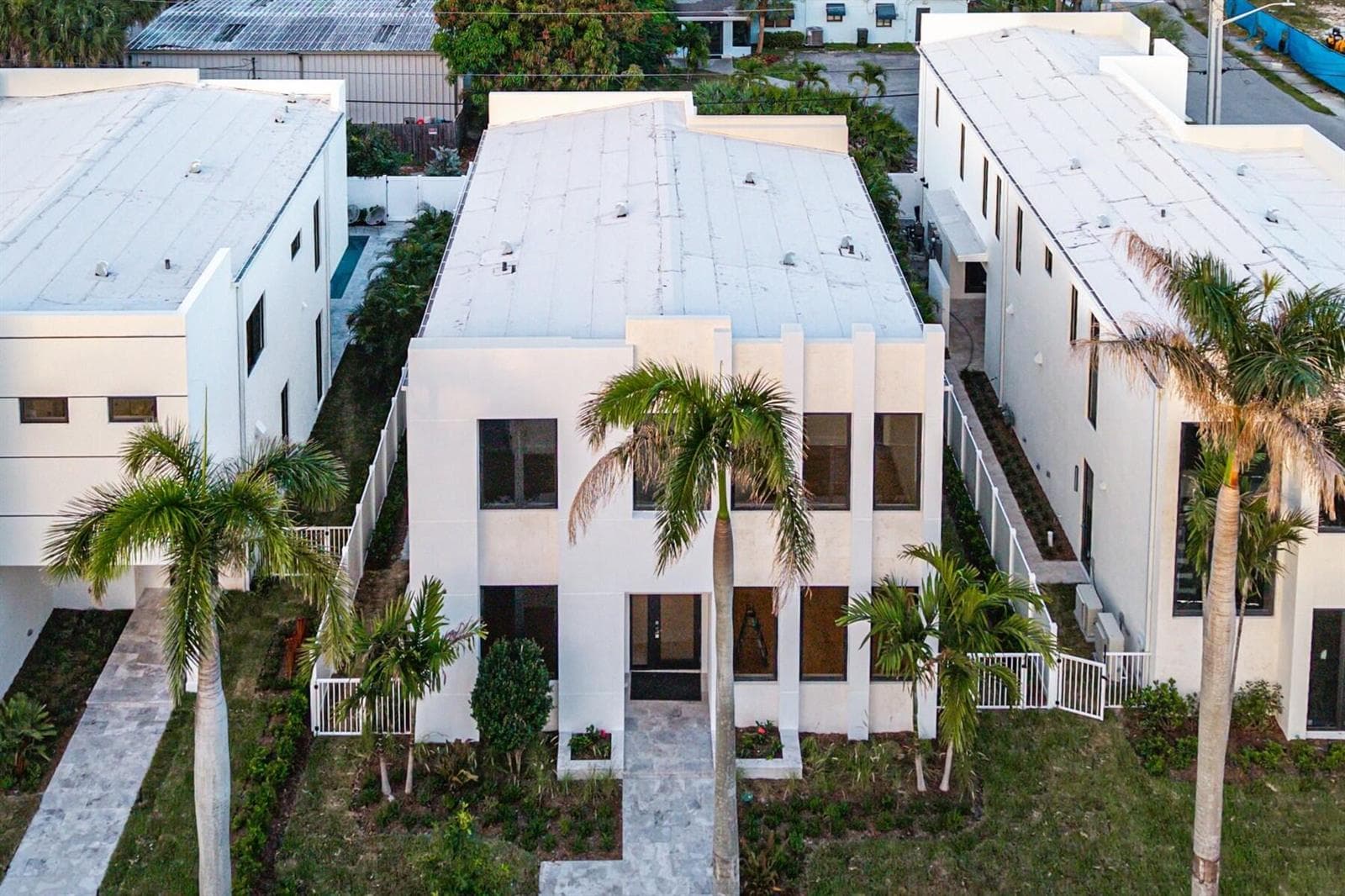 731 SE 4TH Avenue, Delray Beach, FL 33483 — zdjęcie 2