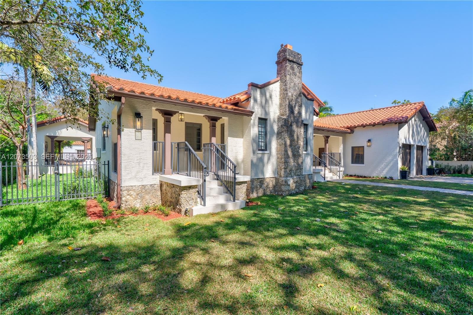 519 Alhambra Cir, Coral Gables, FL 33134 — zdjęcie 2