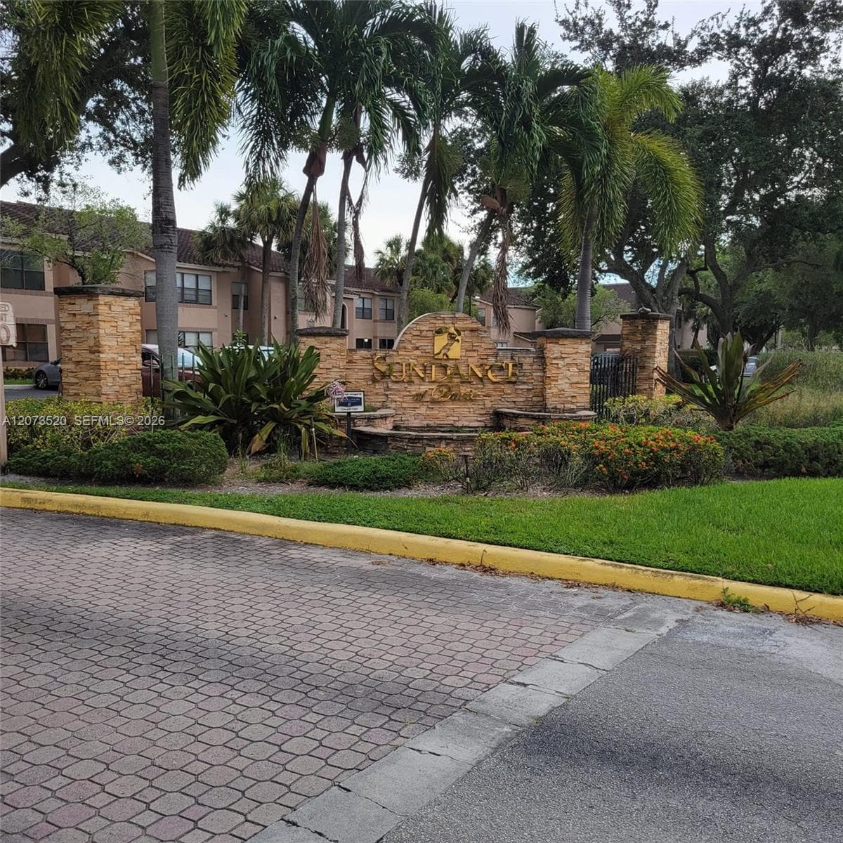 2926 S University Dr # 6102, Davie, FL 33328