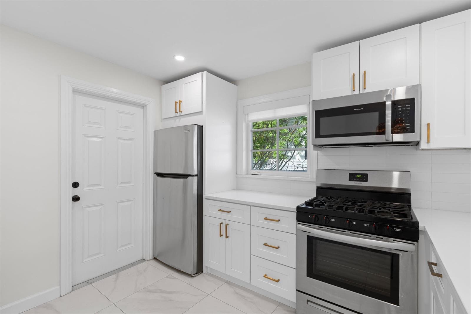 426 48TH Street, West Palm Beach, FL 33407 — zdjęcie 5