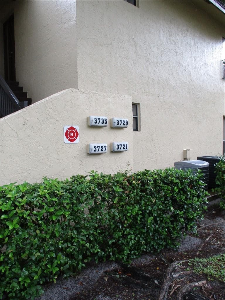3721 Cocoplum Circle, Coconut Creek, FL 33063 — zdjęcie 3