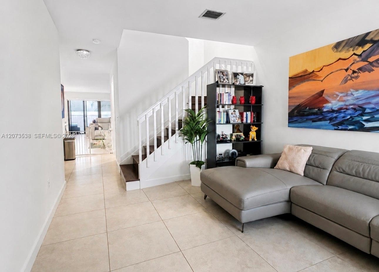 5930 NW 104th Path, Doral, FL 33178 — zdjęcie 2