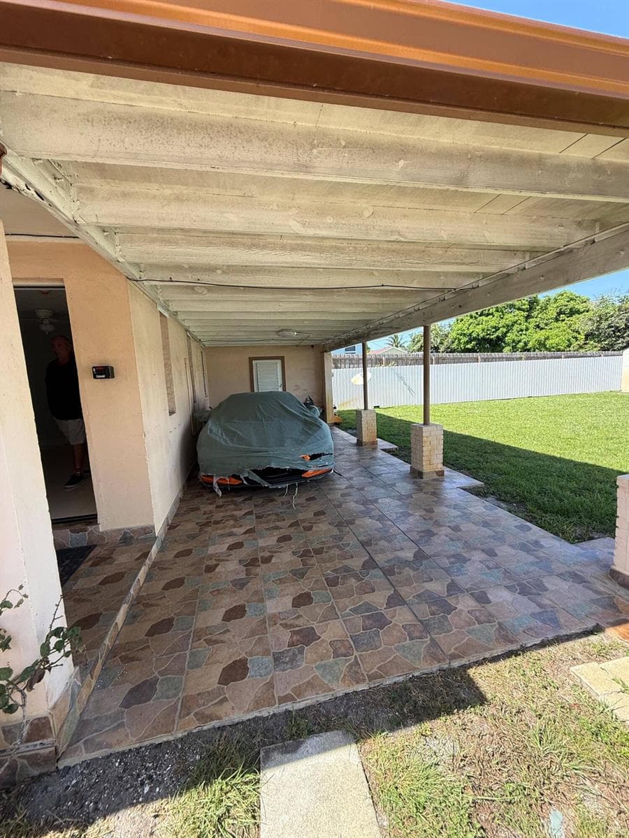 302 WALKER Avenue, FL 33463 — zdjęcie 3