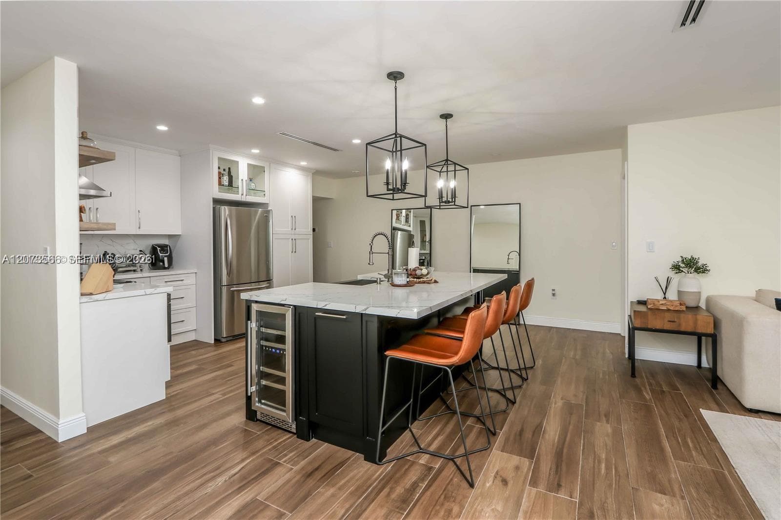 16509 Fox Den Ct, Miami Lakes, FL 33014