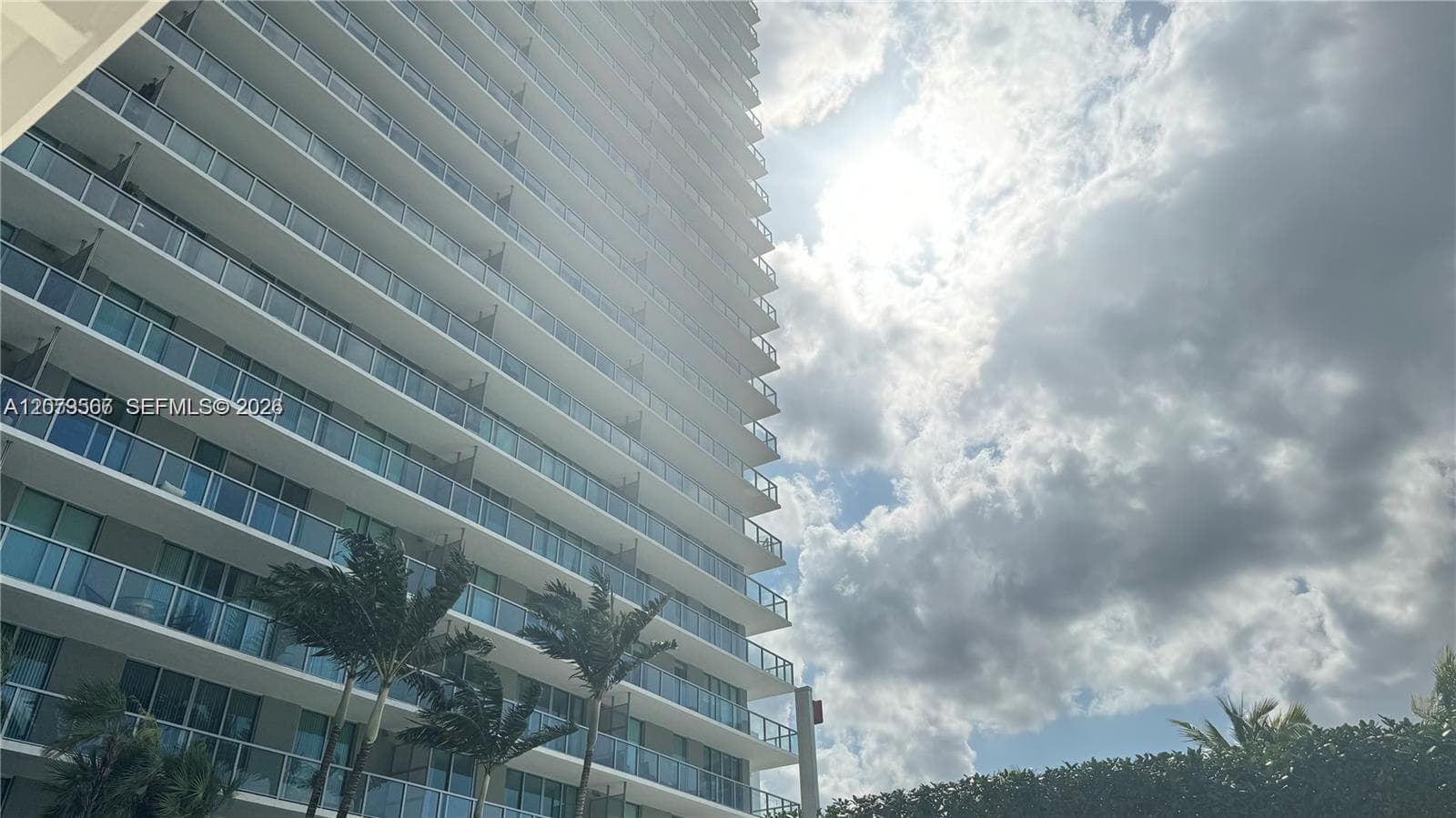 1111 SW 1st # UPH4021-, Miami, FL 33130 — zdjęcie 3