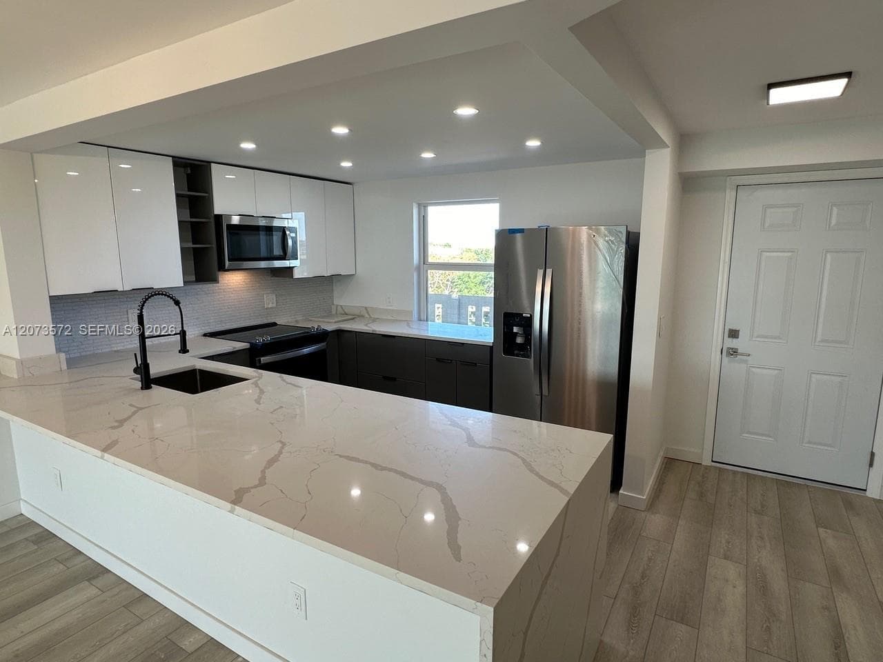 441 SE 3rd St # 501, Dania Beach, FL 33004 — zdjęcie 3
