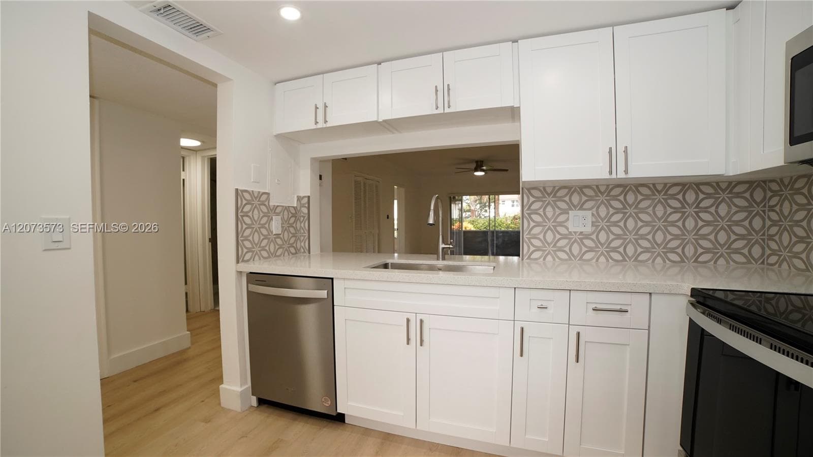 4291 NW 9th Ave # 101, Deerfield Beach, FL 33064 — zdjęcie 3
