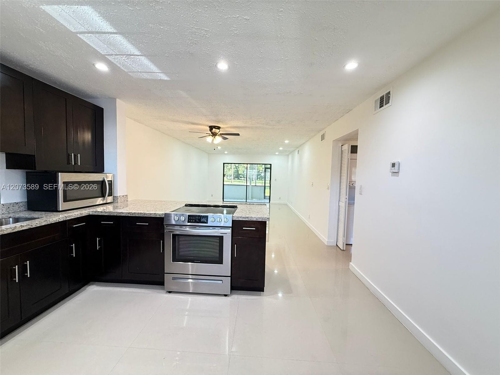 6095 N Sabal Palm Blvd # 103, Tamarac, FL 33319 — zdjęcie 4