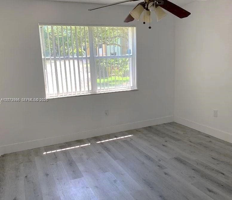 8670 SW 212th St # 105, Cutler Bay, FL 33189 — zdjęcie 2