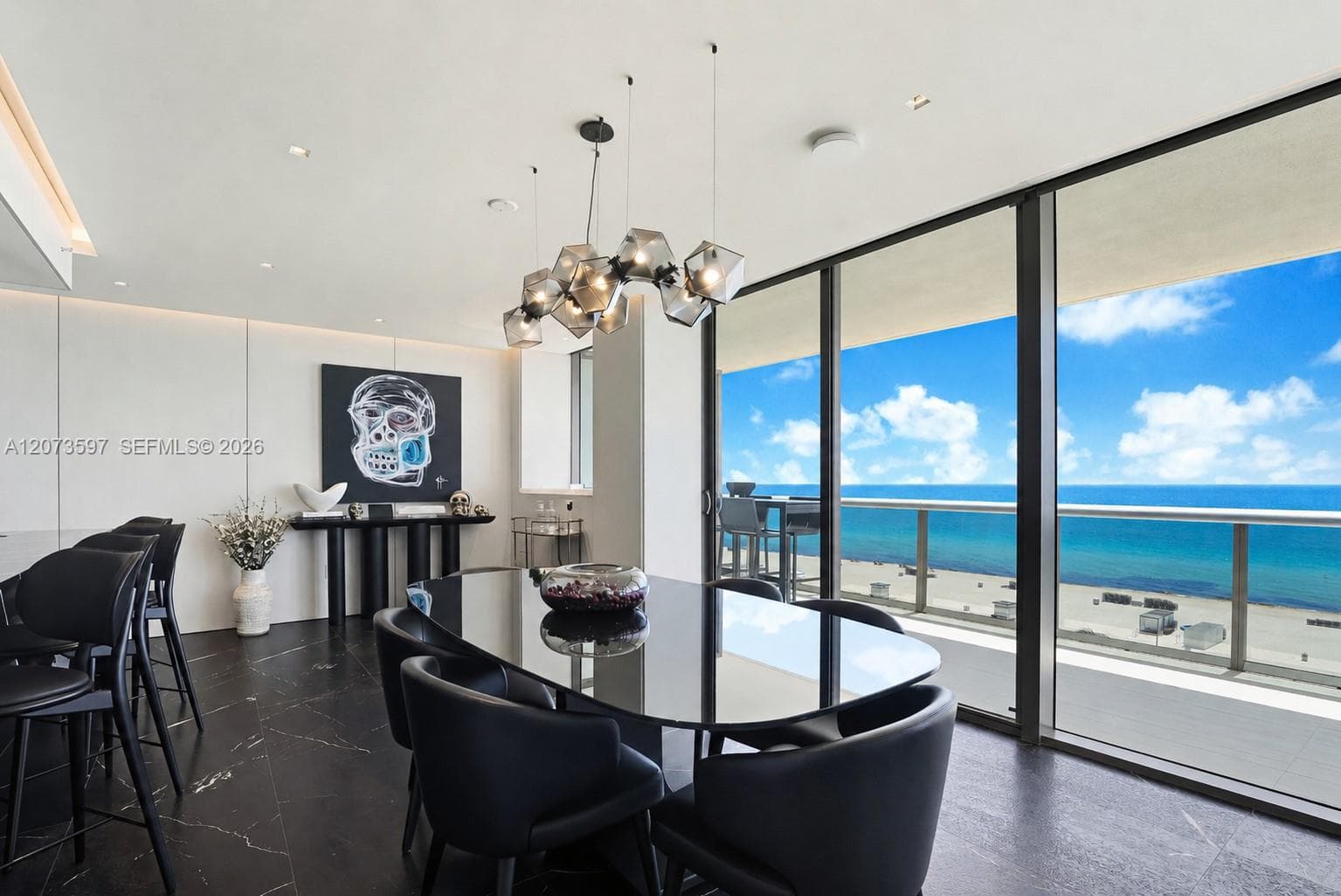 5875 Collins Ave # 902, Miami Beach, FL 33140 — zdjęcie 2