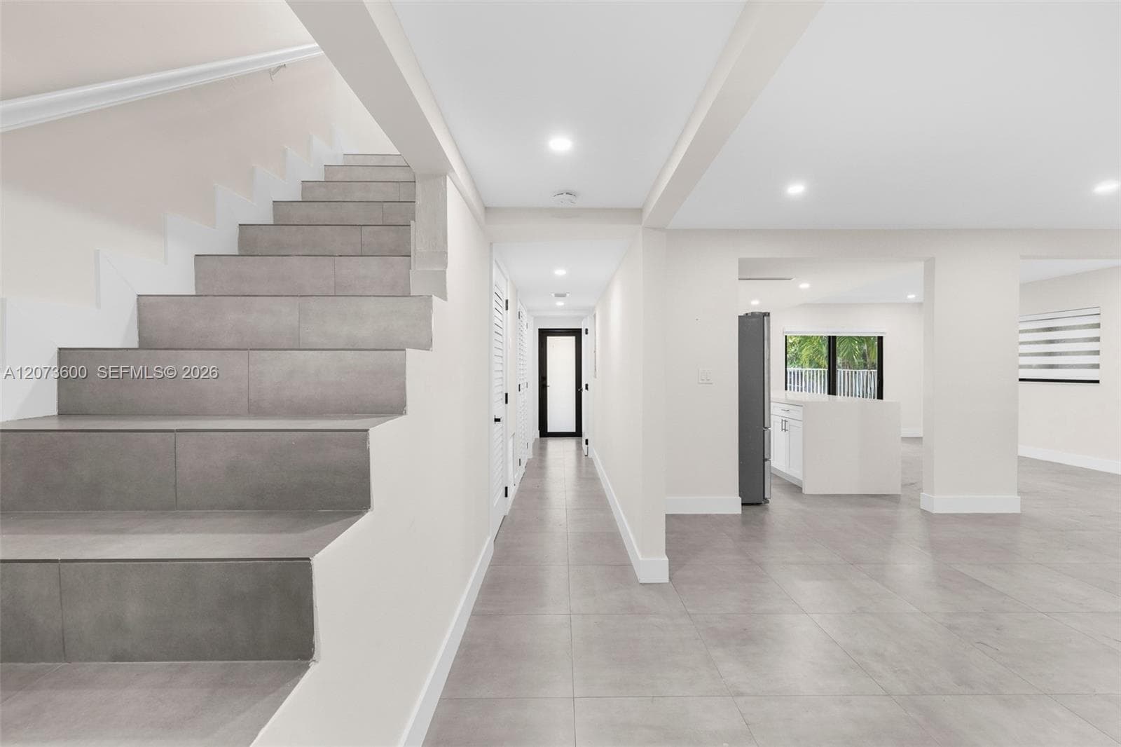 345 Sarto Ave # 1, Coral Gables, FL 33134 — zdjęcie 2
