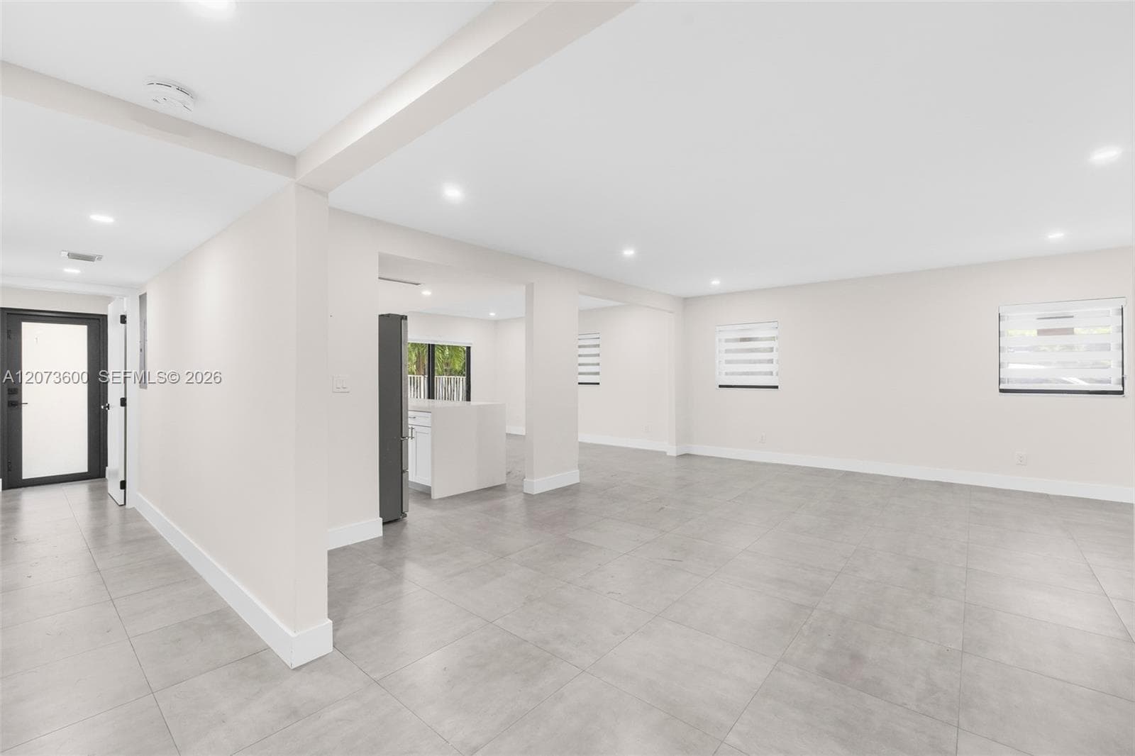 345 Sarto Ave # 1, Coral Gables, FL 33134 — zdjęcie 3
