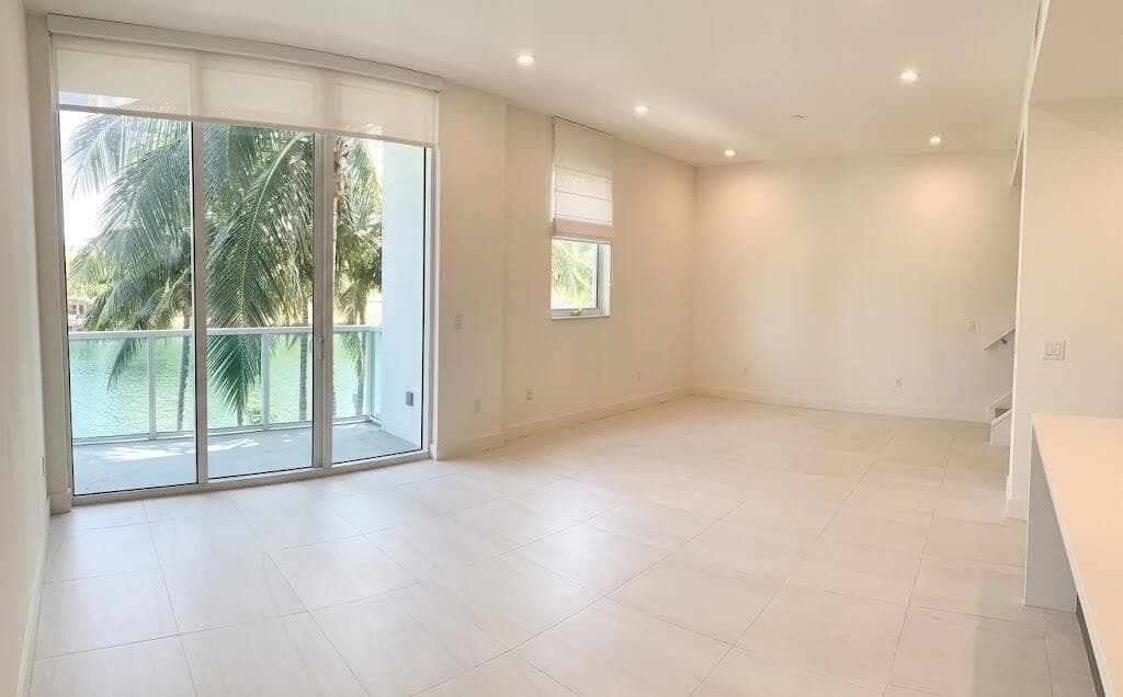 31 SE 5TH Street # 202, Miami, FL 33131 — zdjęcie 3