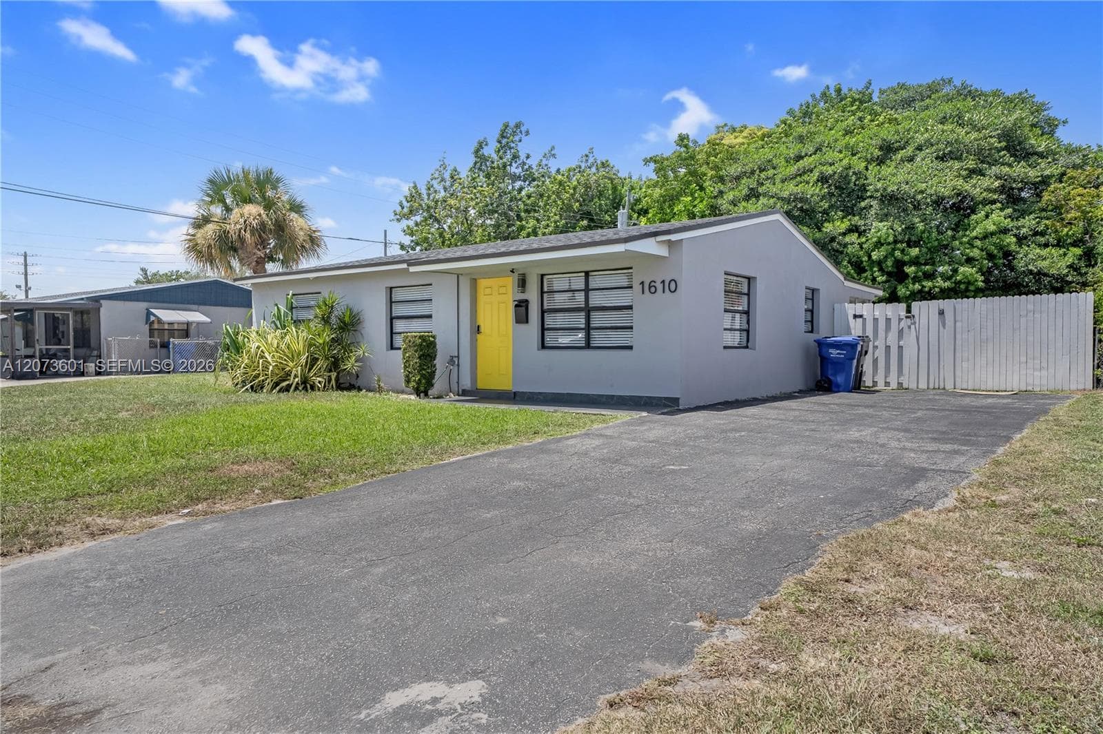 1610 S 24th Ct, Hollywood, FL 33020 — zdjęcie 2