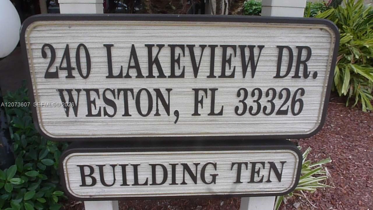 240 Lakeview Dr # 109, Weston, FL 33326 — zdjęcie 2