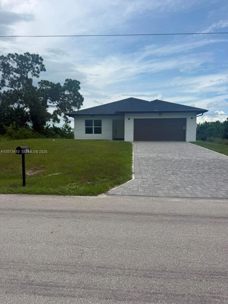 655 NAPLES AVE S, Lehigh Acres, FL 33974 — zdjęcie 2