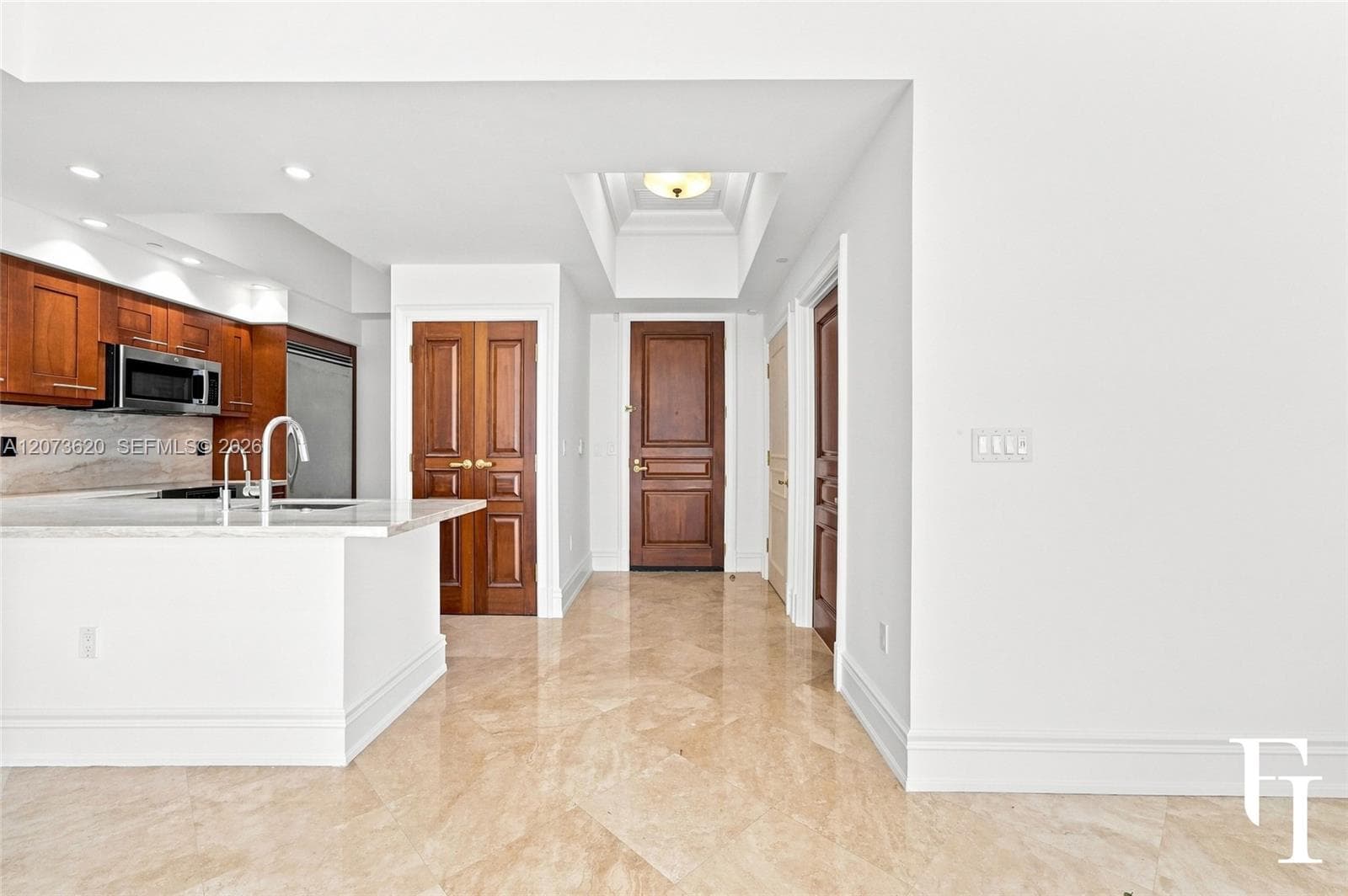 60 Edgewater Dr # East, Coral Gables, FL 33133 — zdjęcie 3