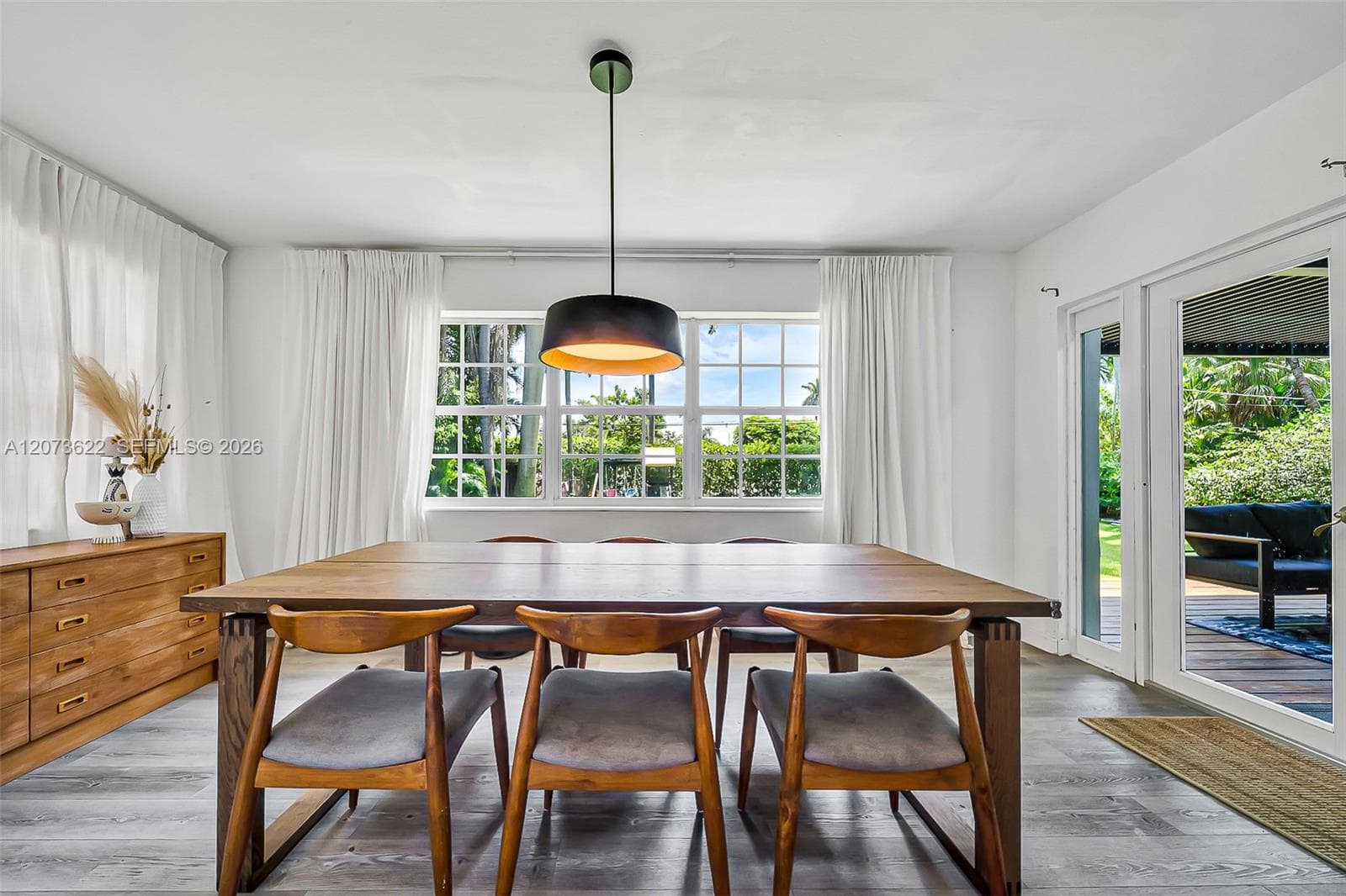 10627 NE 11th Ave, Miami Shores, FL 33138 — zdjęcie 4